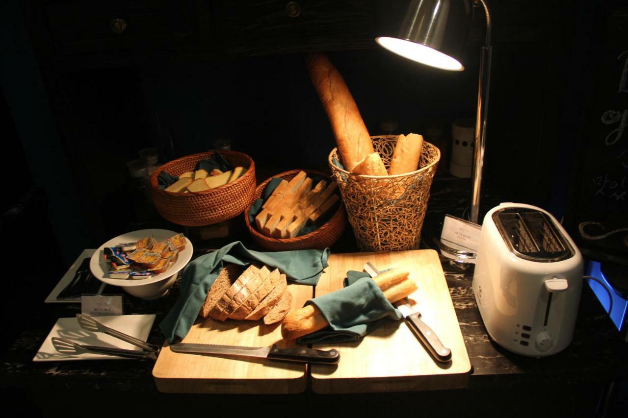 Hotel Manoir Des Arts